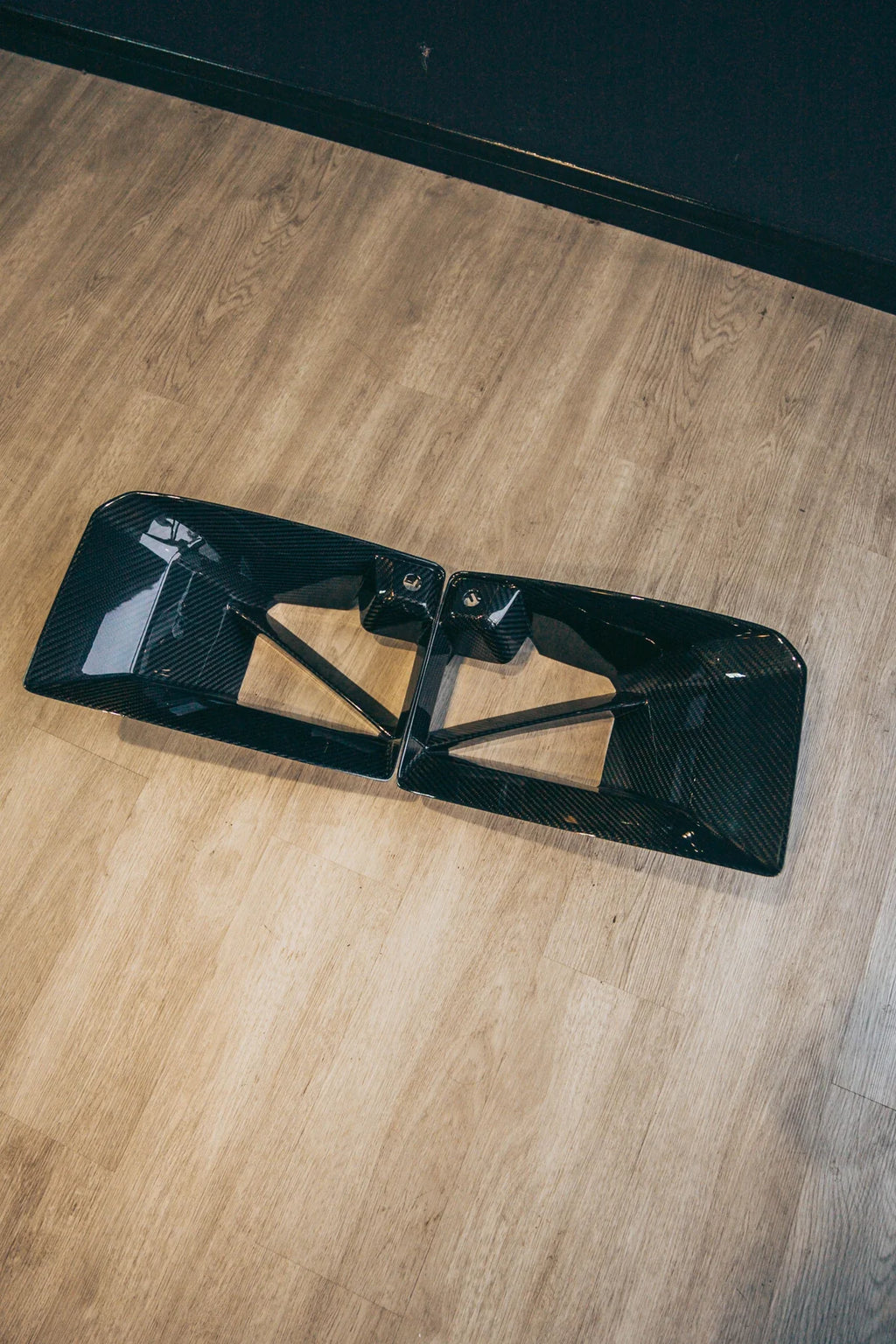 G87 M2 V2 CARBON FIBER FRONT BUMPER AIR INLETS/DUCTS