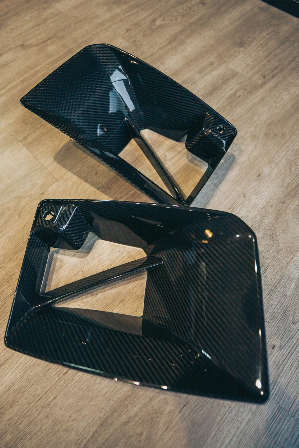 G87 M2 V2 CARBON FIBER FRONT BUMPER AIR INLETS/DUCTS